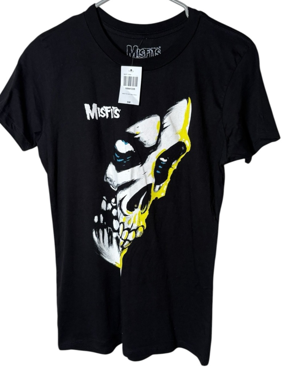 {NWT} Misfits Black Graphic Skull T-Shirt Small